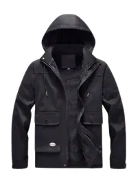 plus-kurtka-ocieplana-czarna-z-kapturem-3xl-lxe