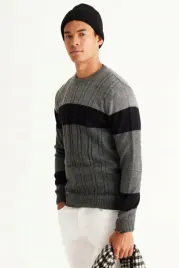 sweter-meski-szary-w-paski-z-warkoczowym-szewem-l-5ga