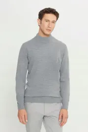 sweter-meski-szary-z-polgolfem-wykonany-z-akrylu-s-5ga