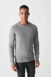 sweter-meski-szary-melanz-z-okraglym-dekoltem-100percent-akryl-s-5ga