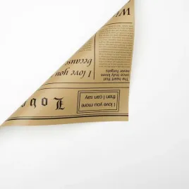 folia-florystyczna-gazetowa-biala-krem-58x58-cm