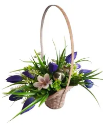 kompozycja-wiosenna-granatowe-tulipany-w-koszyczku