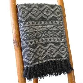 bawelniana-narzuta-boho-grey-geometric