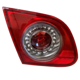 lampa-tylna-wewnetrzna-w-klape-lewa-vw-passat-b6-20052010-sedan