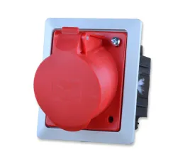 gniazdo-podt-skosne-32a-5p-kolnierz-ip44425-6pkr