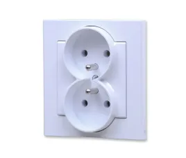 ospel-sonata-gp-2rz-00-gniazdo-podwojne-z-uziemieniem-modul-z-ramka