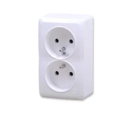 elektro-plast-nasielsk-3743-00-berg-gniazdo-gnt-2x2p-z-ip20-biale
