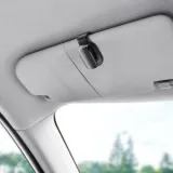 uchwyt-klips-na-okulary-kable-do-samochodu-rodzaj-na-okulary