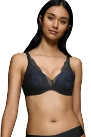 triumph-biustonosz-usztywniany-body-make-up-illusion-czarny-70c