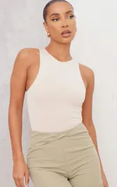 kremowe-obcisle-body-prettylittlething-l