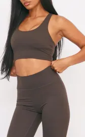 sportowy-brazowy-top-prettylittlething-l