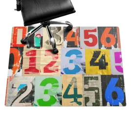 ochronna-duza-mata-pod-fotel-fotel-na-kolkach-kolorowe-cyfry-kolaz-120x90