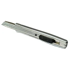 noz-z-ostrzem-lamanym-fatmax-9mm