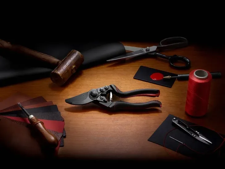 felco-8-premium-special-edition-zasilanie-reczne