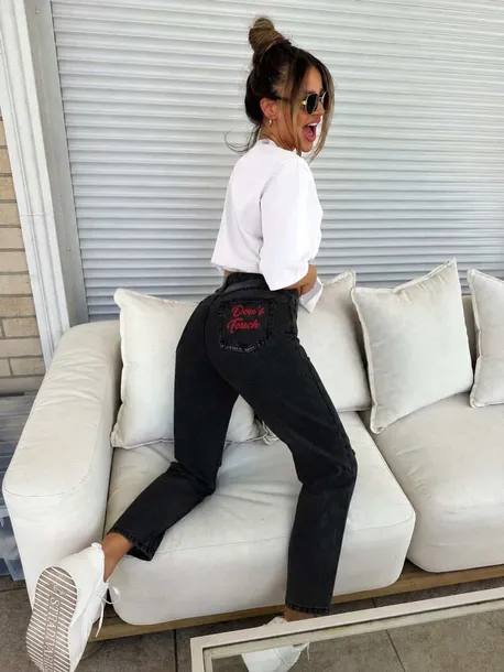 SPODNIE JEANSY BY ME MOM FIT DON’T TOUCH CZARNY