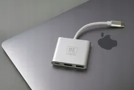 laptop-macbook-pro-13-apple-512ssd-and-core-i5-4x3-80ghz-touchbar-office
