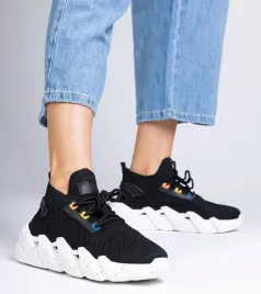 czarne-sportowe-sneakersy-na-masywnej-podeszwie-sally