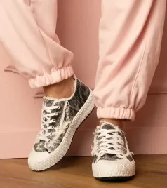 czarne-damskie-trampki-sneakersy-sportowe-bellina