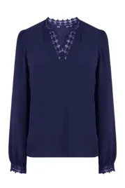 bluzka-damska-naf-naf-elegancka-z-koronkowym-dekoltem-granatowa