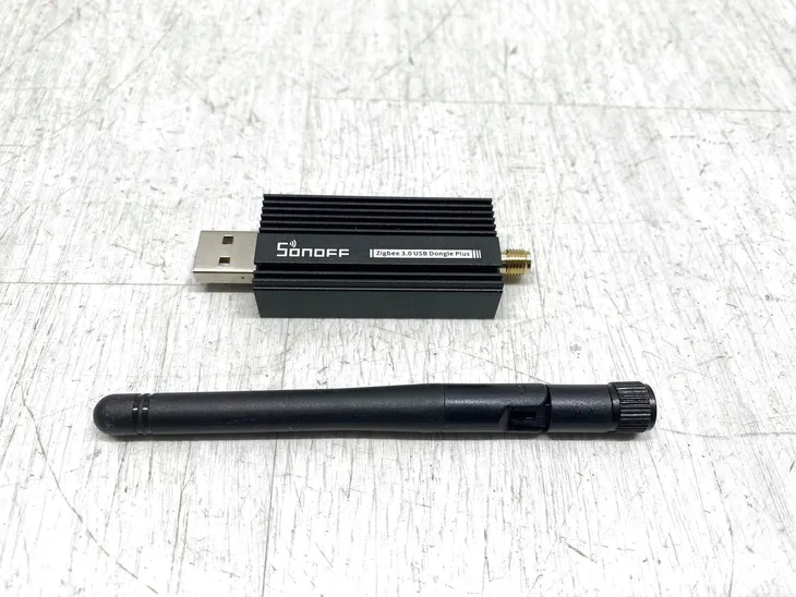 koordynator-sieci-inteligentnego-domu-usb-sonoff-zigbee-3-0-usb-dongle-plus-stan-powystawowy