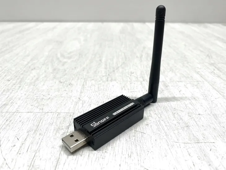 koordynator-sieci-inteligentnego-domu-usb-sonoff-zigbee-3-0-usb-dongle-plus-certyfikat-ce