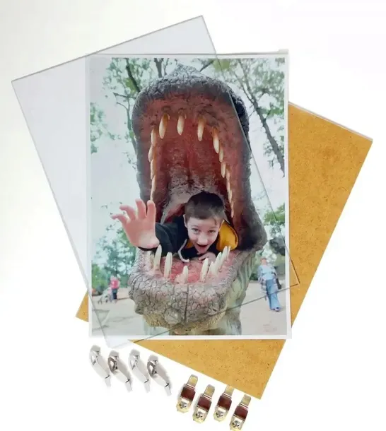 antyrama-plexi-40x50-wysokosc-produktu-400-cm