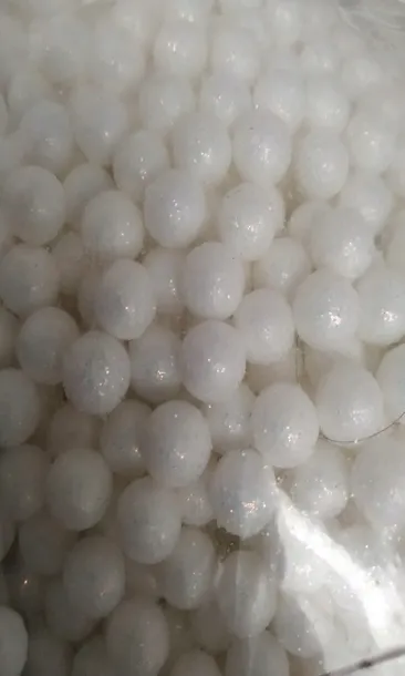 kulki-styropianowe-mix-biale-20g-wysokosc-produktu-1-cm