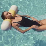 sunnylife-hamak-wodny-la-mer-limon-marka-sunnylife