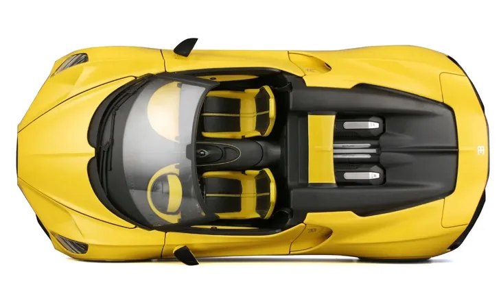 bugatti-mistral-bburago-stan-nowy-waga-z-opakowaniem-1-1-kg