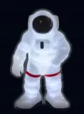 swiecacy-astronauta-bohater-brak