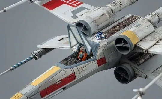 x-wing-starfighter-marka-revell-stan-nowy