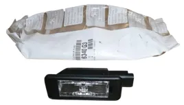 oswietlenie-tablicy-rejestracyjnej-c5-508-6340g3