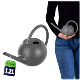 konewka-domowa-ogrodowa-do-podlewania-kwiatow-roslin-mala-plastikowa-12l