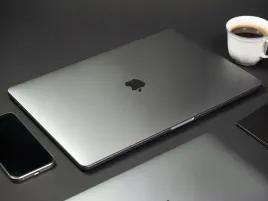 laptop-apple-macbook-pro-16-cali-core-i9-32gb-1tb-ssd-grafika-pro-4-gb