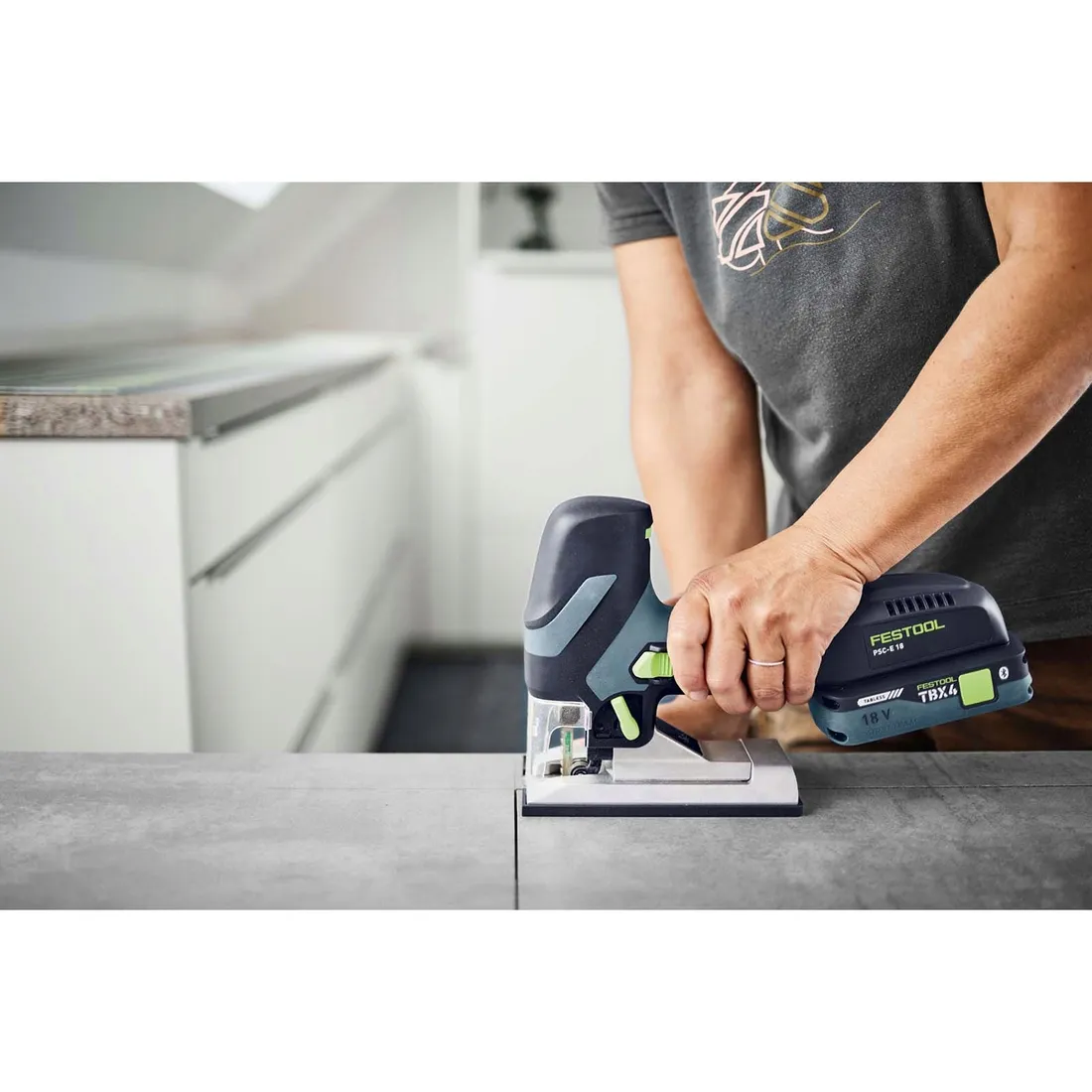 wyrzynarka-akumulatorowa-festool-psc-e-18-eb-basic-578521-do-drewna
