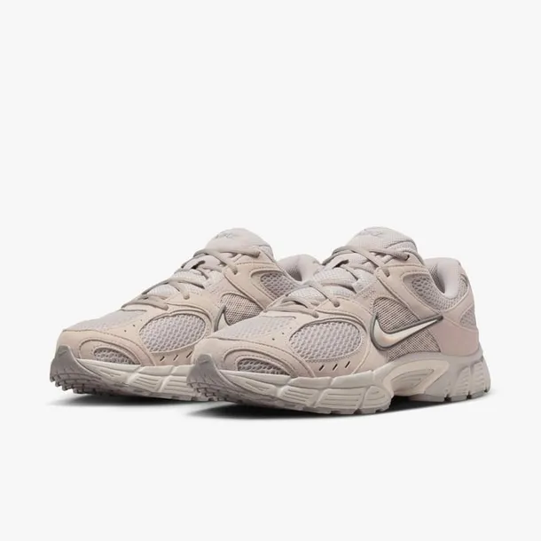 Sneakersy sportowe męskie Nike V5 RNR beżowe II6292-201 r. 42.5