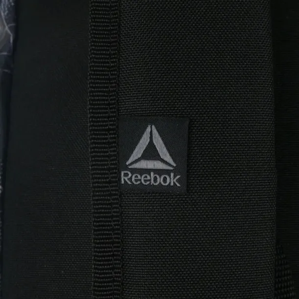 style-found-follow-marka-reebok