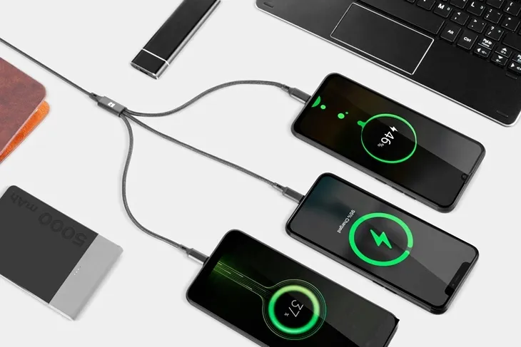 kabel-usb-3w1-micro-usb-usb-c-lighting-100-cm-konstrukcja-oplot