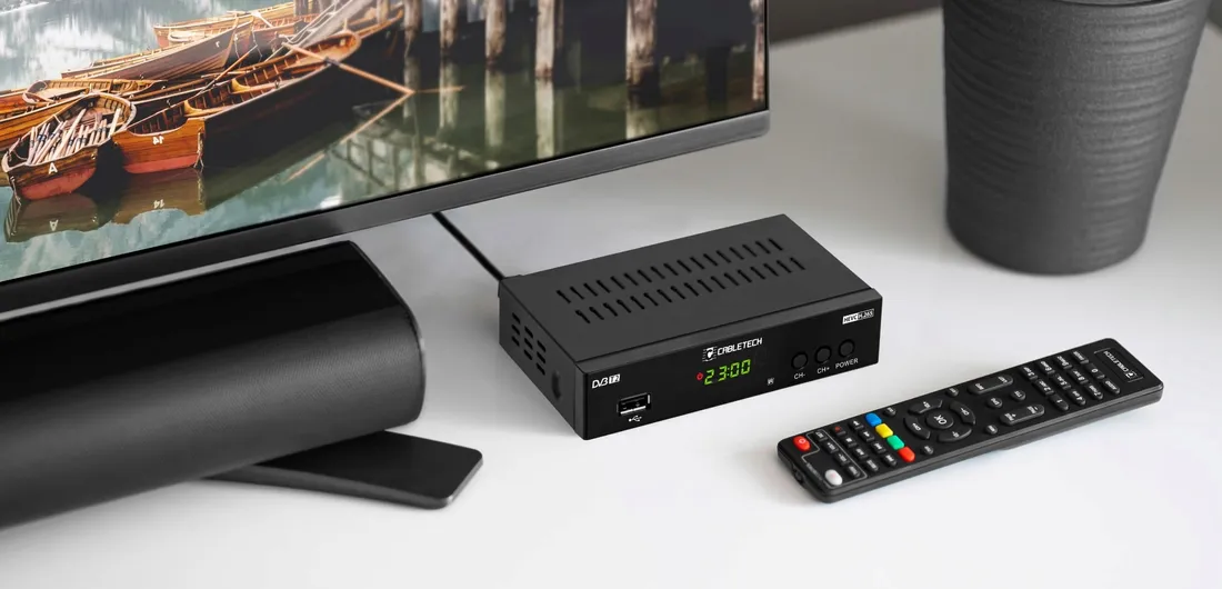 tuner-dekoder-tv-dvb-t2-h-265-hevc-cabletech-dodatkowy-pilot-dla-seniora