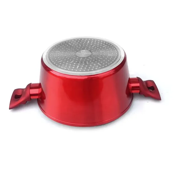 red-metallic-line-marka-berlinger-haus