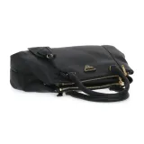 laryn-satchel-kod-producenta-96060bla-marka-guess