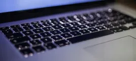 macbook-air-13-2018-2019-i5-16-256-a1932-laptop-poleasingowy