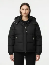 czarna-kurtka-damska-puchowa-krotka-z-kapturem-rozmiar-xl-xxl