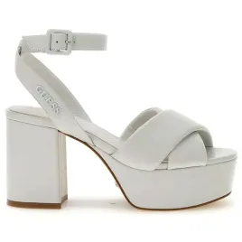 sandaly-damskie-guess-shanny-na-slupku-biale-skorzane