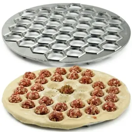 forma-do-pierogow-uszek-ravioli-wykrawacz-pieroznica-metalowa-245cm