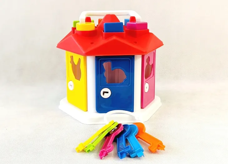 sorter-madry-maluch-domek-technok-bohater-brak