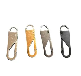 zestaw-4-karabinczykow-edc-4cm-mix-kolorow-srebrny-zloty-szary-czarny