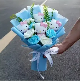 hello-kitty-sztuczne-kwiaty-bukiet-prezent-na-walentynki-35-cm
