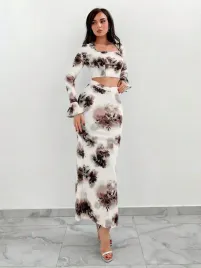 cc33207-shein-dwuczesciowy-komplet-top-spodnica-kwiaty-24-xl