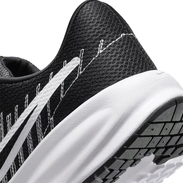 hm9594004-marka-nike-rozmiar-45